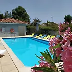 Ξενοδοχείο Comfort Καρκασόν