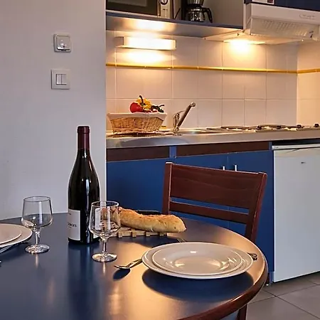 Aparthotel Comfort 3*