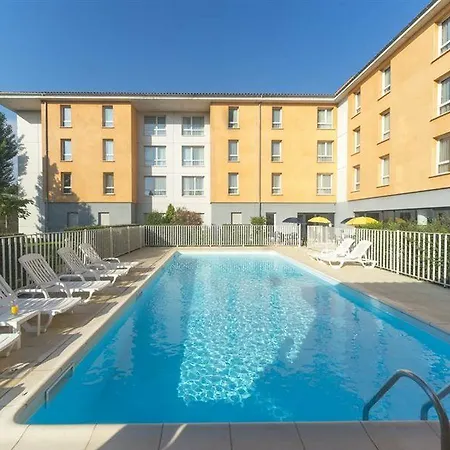 Zenitude Hôtel-résidences 3*