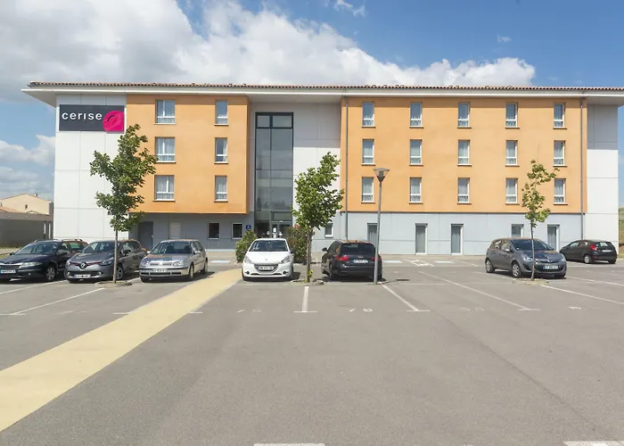 Otel Comfort 3*